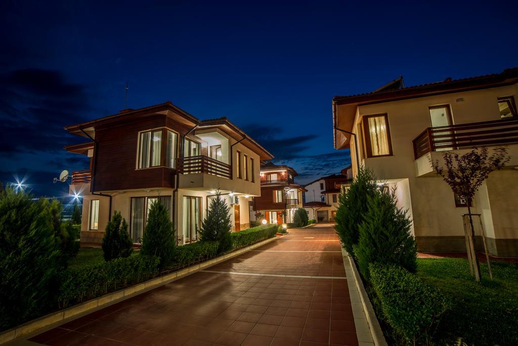Villas In Complex Trakiyskiy Bryag Lozenets Buitenkant foto