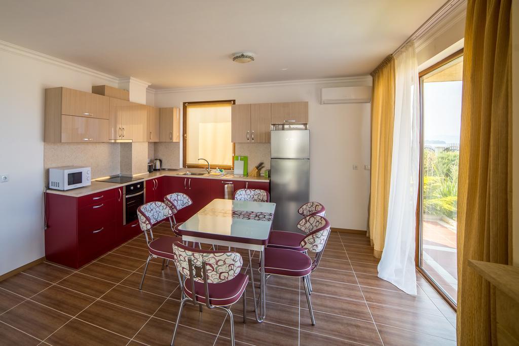 Villas In Complex Trakiyskiy Bryag Lozenets Buitenkant foto
