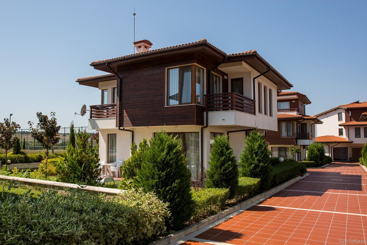Villas In Complex Trakiyskiy Bryag Lozenets Buitenkant foto