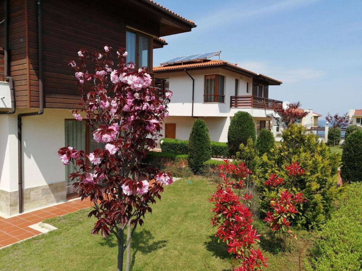 Villas In Complex Trakiyskiy Bryag Lozenets Buitenkant foto